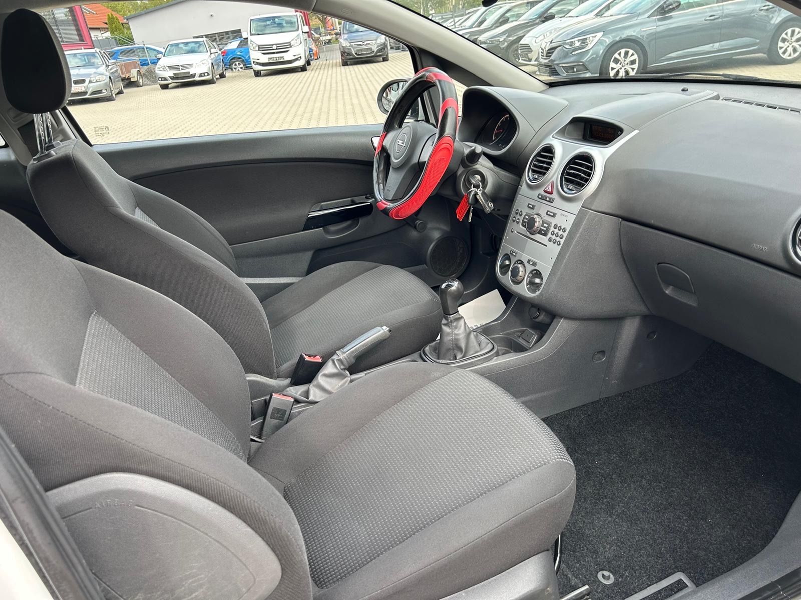 Fahrzeugabbildung Opel Corsa D Selection