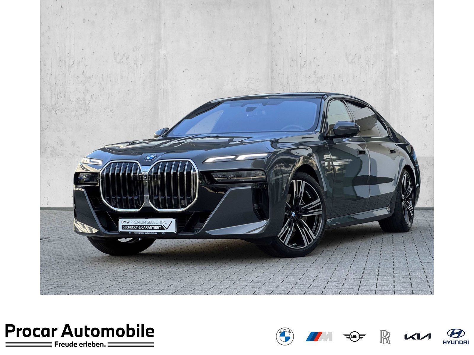 BMW 740d xDrive MSport DA/PA Prof 360° SkyLounge 21"