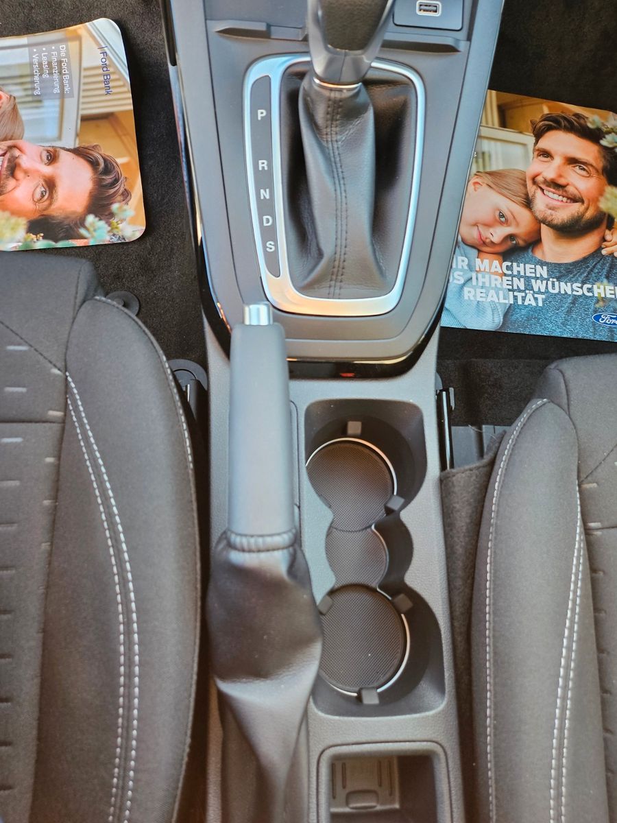 Fahrzeugabbildung Ford Puma Titanium