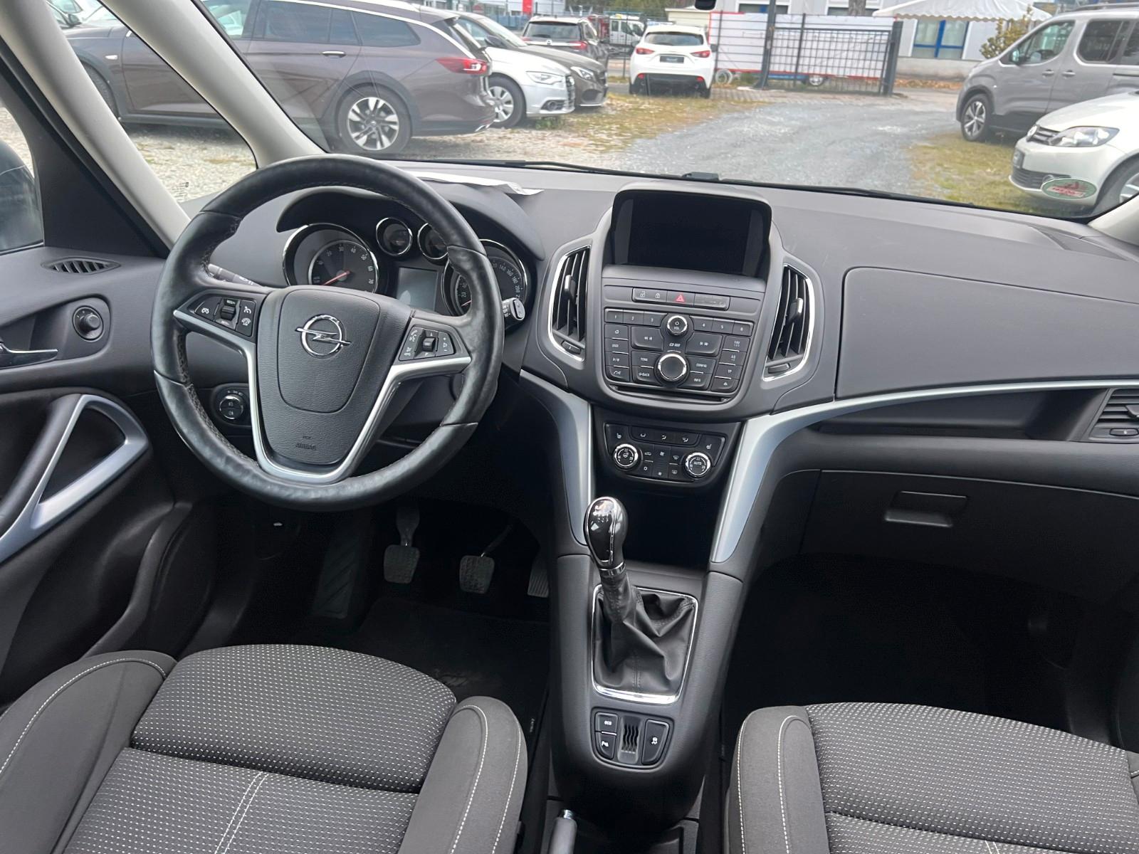 Opel Zafira C Tourer Klimaauto. SHZ Tempomat Tüv neu