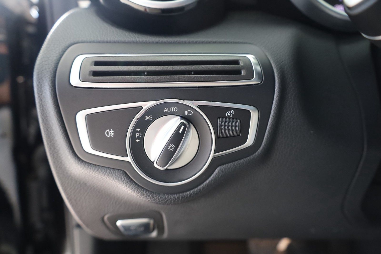 Mercedes-Benz C 220 BlueTec / d 7G Avantgarde foto 23
