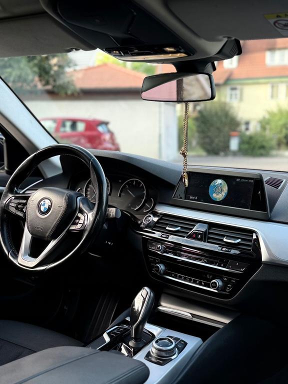BMW 520