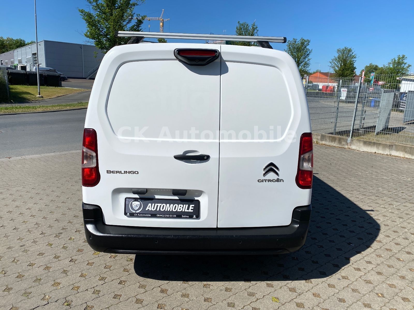 Fahrzeugabbildung Citroën Berlingo Kasten Driver XL/L2/Navi/Klima/Kamera