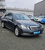 Mercedes-Benz E 220 CDI*AUTOMATIK*ELEGANCE*Voll Scheckheft* - Mercedes-Benz E 220: Elegance