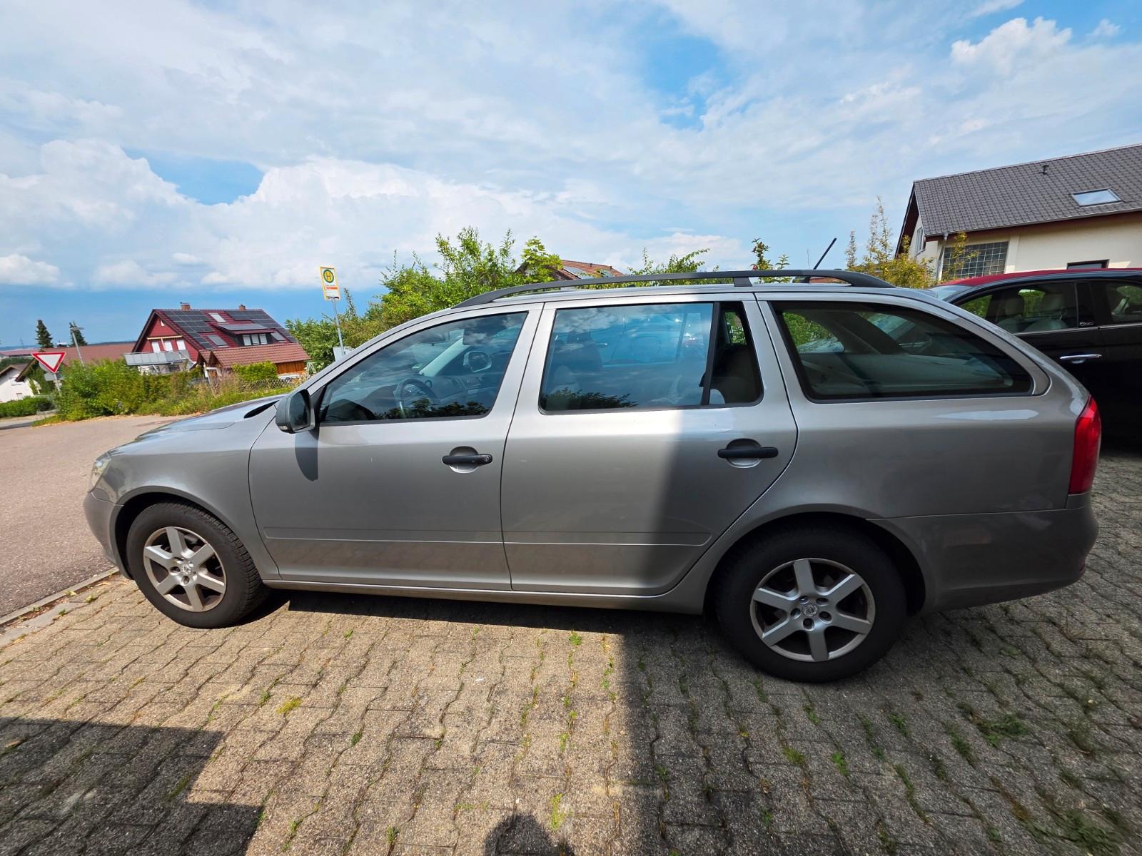 Skoda Octavia 2011 — photo 9