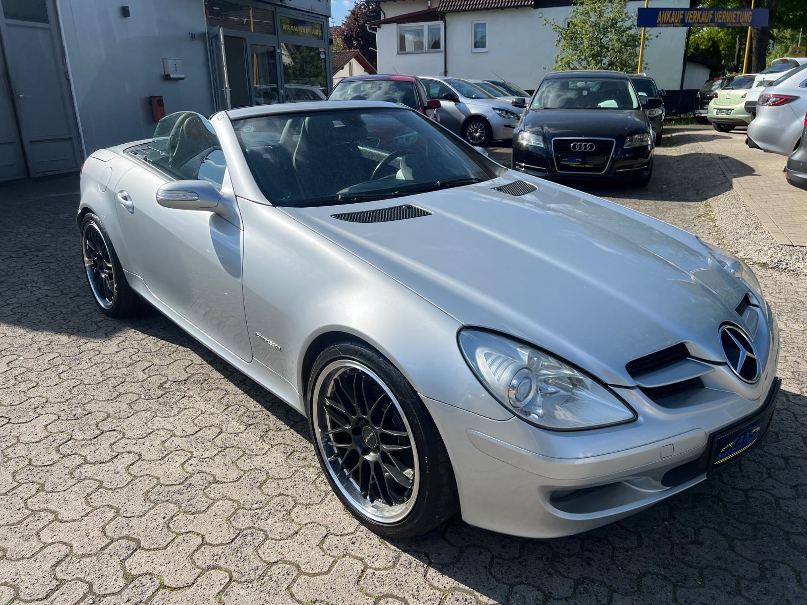 Fahrzeugabbildung Mercedes-Benz SLK 200 SLK Roadster SLK 200 Kompressor