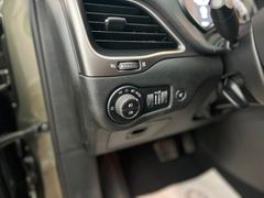 JEEP CHEROKEE / AHK / 4x4 / NUR 85.tKM / ALPINE / JEEP CHEROKEE / AHK / 4x4 / NUR 85.tKM / ALPINE /