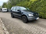 Mercedes-Benz Mercedes ML W 163 TÜV bis 05/2027 - Mercedes-Benz ML 320 mit Benzin-Antrieb