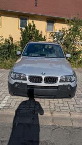 BMW X3 3,0i - BMW iX3 von privat