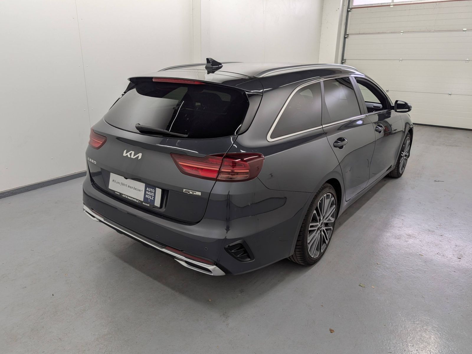 KIA cee'd Ceed SW 1.5 T-GDI DCT GT-Line JBL – Bild 4