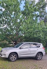 Toyota RAV 4, Allrad, Benziner, guter Zustand - Toyota RAV 4: Toyot