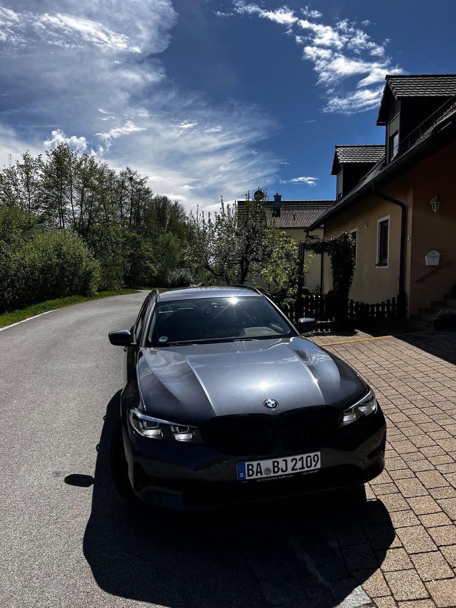 BMW 320d Touring Luxury Line Automatik Luxury Line
