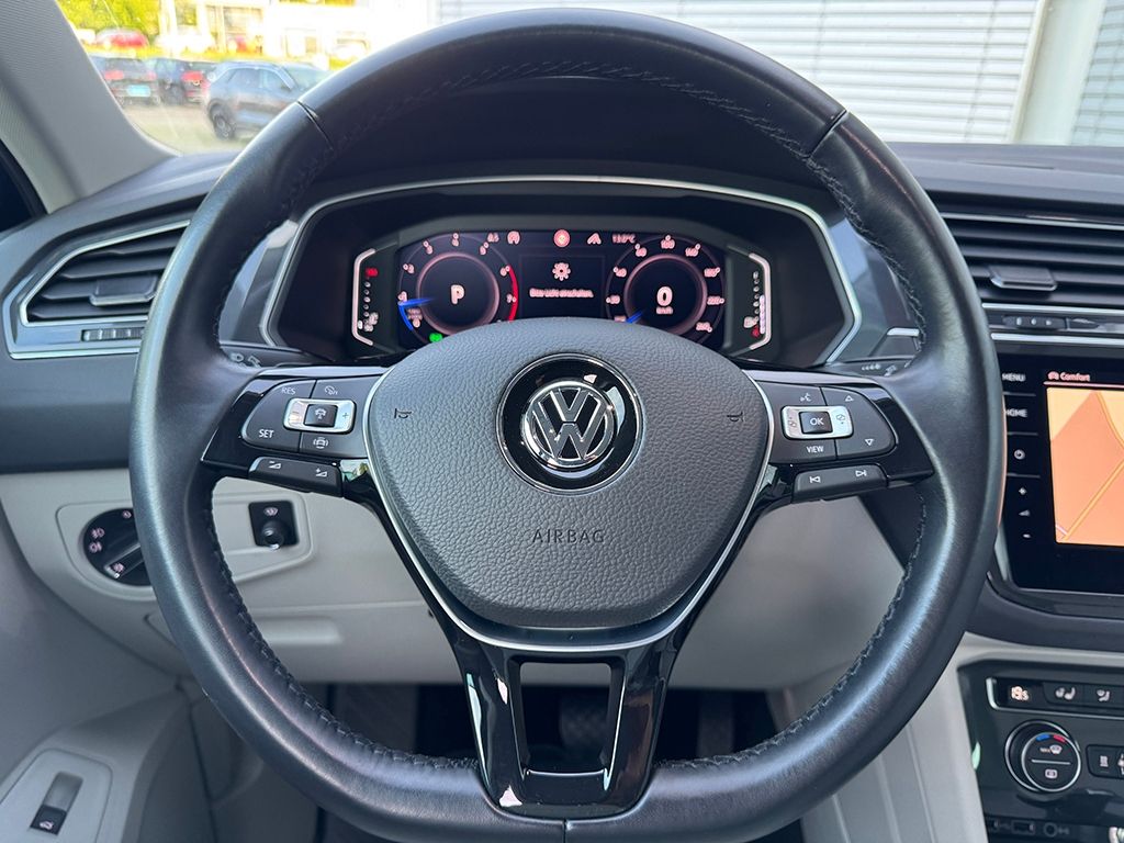 Tiguan 2.0 TSI 4MOTION *AHK*STDHZG*DCC*
