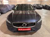 Volvo V60 Kombi Momentum Pro 1.Hd Scheckheft gepflegt - gebrauchte Volvo V60 aus dem Jahr 2020