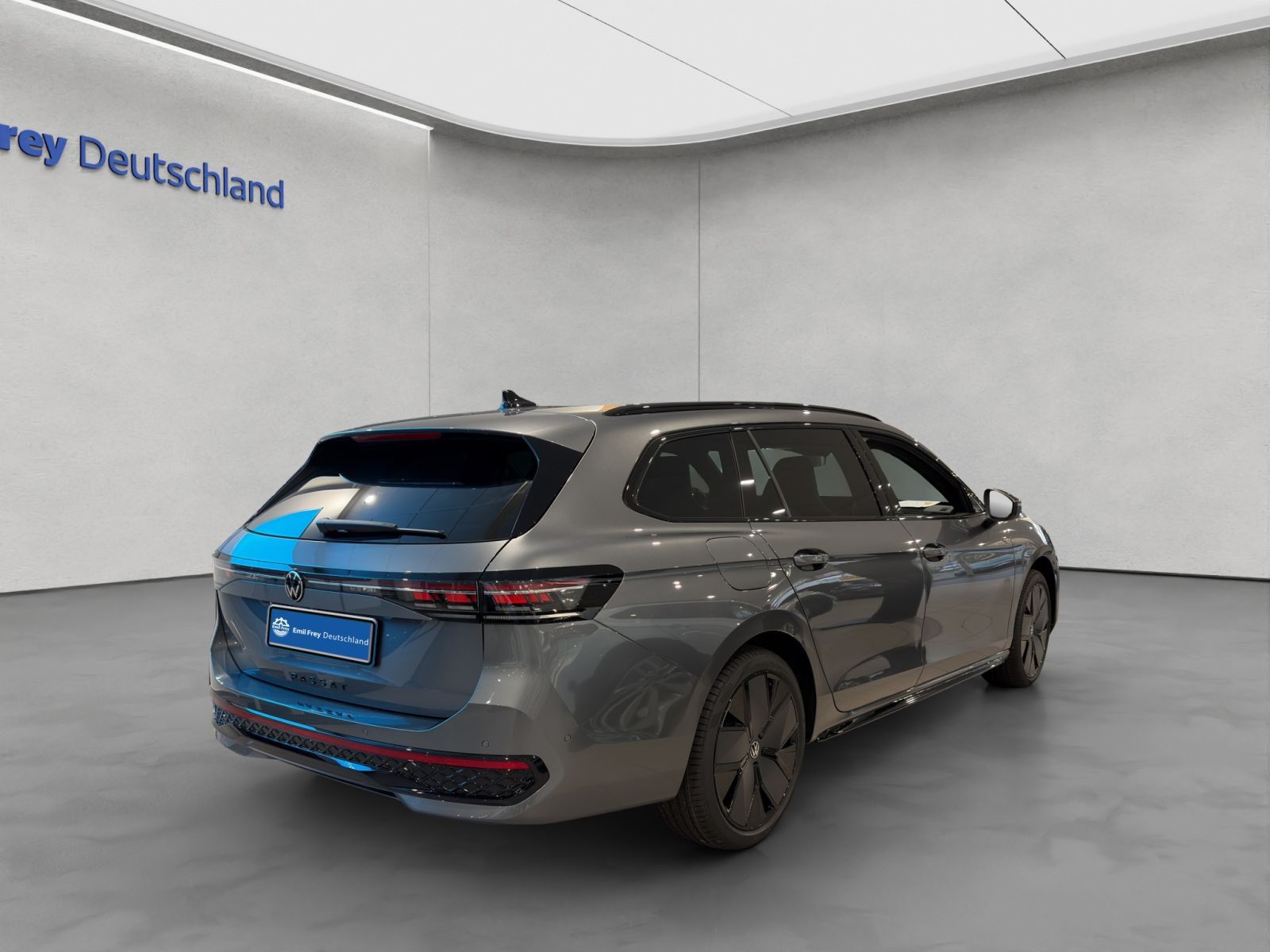 Volkswagen Passat R-Line 2,0 l TDI 4MOTION DSG AHK Harman K foto 4
