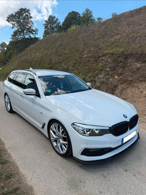 Image of BMW 520