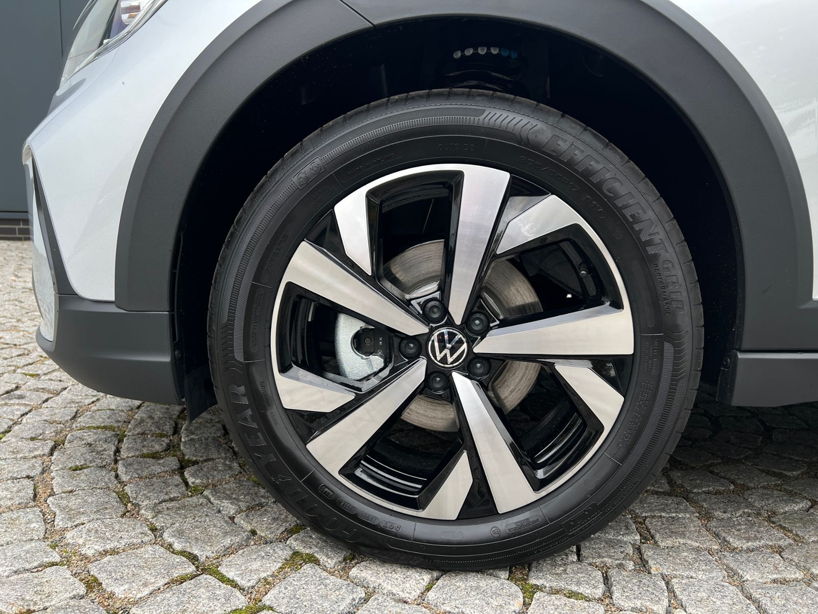 Fahrzeugabbildung Volkswagen Taigo Life 1.0 TSI *IQ.Light, Ready2Discover, Ka