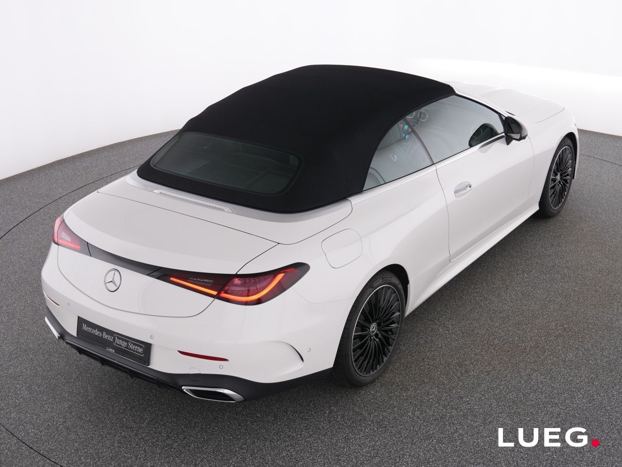 Mercedes-Benz CLE 200 Cabriolet AMG NavPrm DLIGHT Mem KeyG 360 foto 19