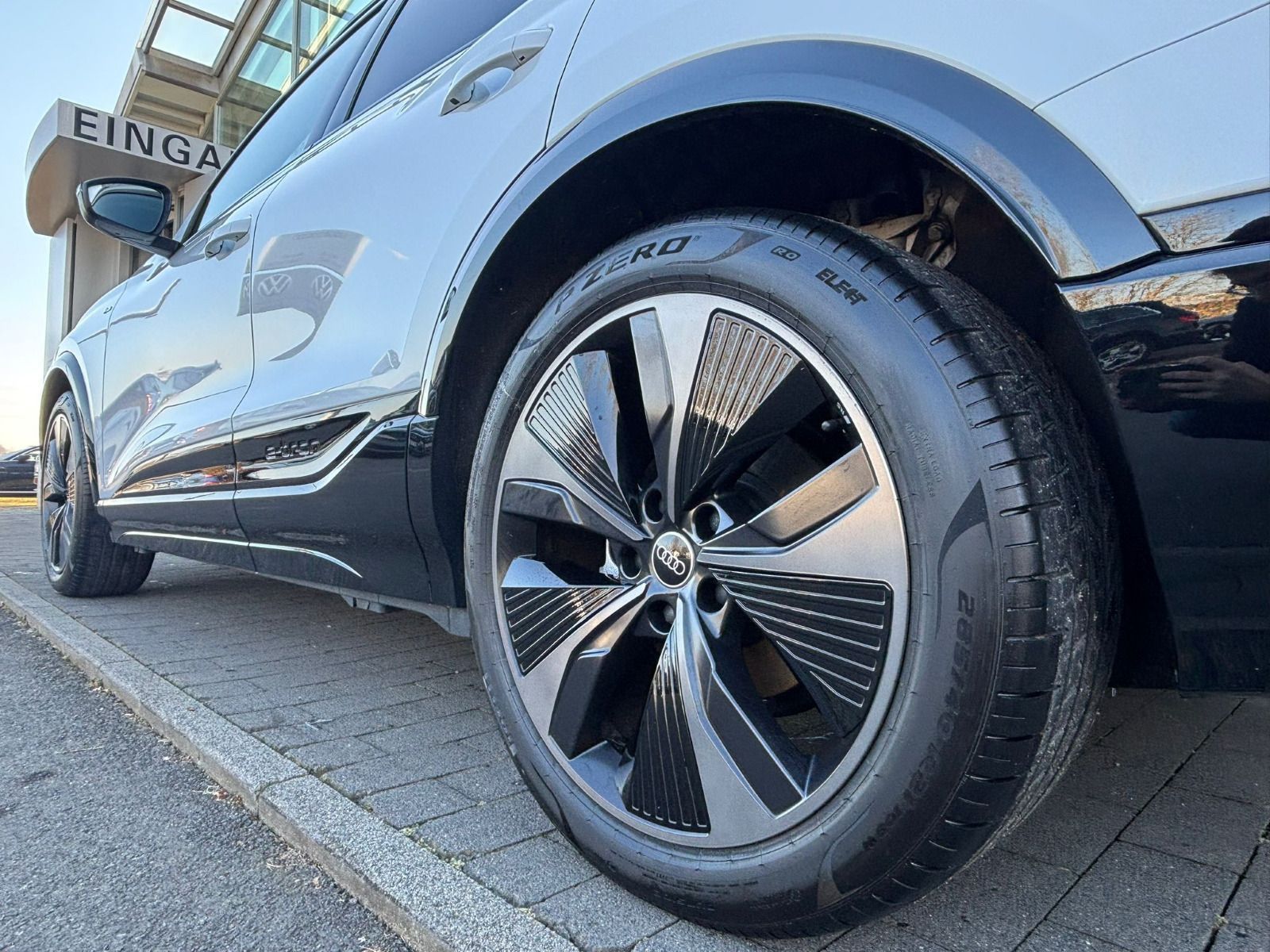 Audi Q6 e-tron - Bild 6