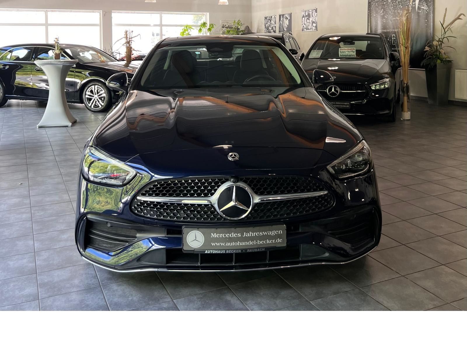 Fahrzeugabbildung Mercedes-Benz C 200 AMG *AHK *Schiebedach *Digital Light *MBUX