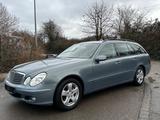 Mercedes-Benz E 220 T CDI 7-Sitzer / Navigation/6 Gang - Mercedes-Benz E 220 aus 2004: Cdi