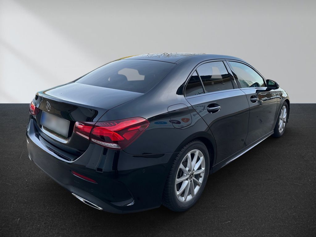 Mercedes-Benz A 250 e 8G-DCT AMG Line NAVI KAMERA 8 Fach berei – Bild 6