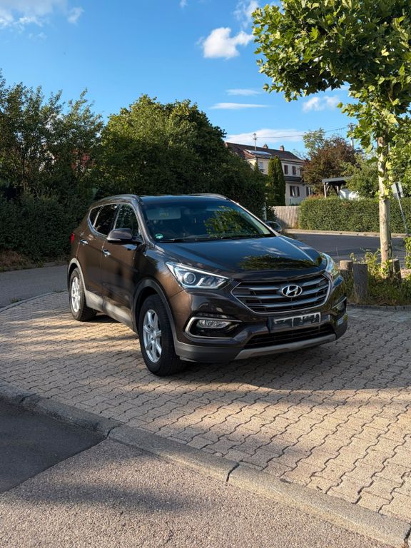 Image of Hyundai SANTA FE