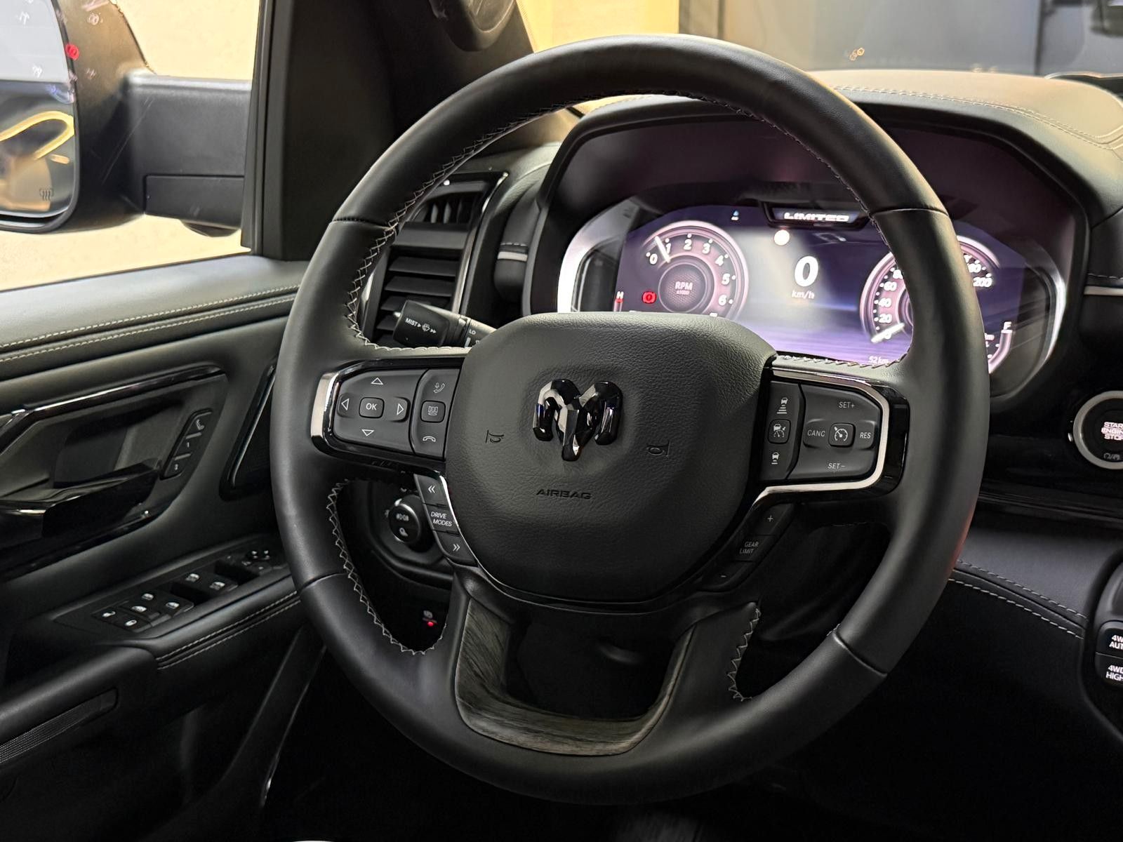 Fahrzeugabbildung Dodge LIMITED HURRICANE 3.0L-HO 540 PS - RAMBOX-MWK