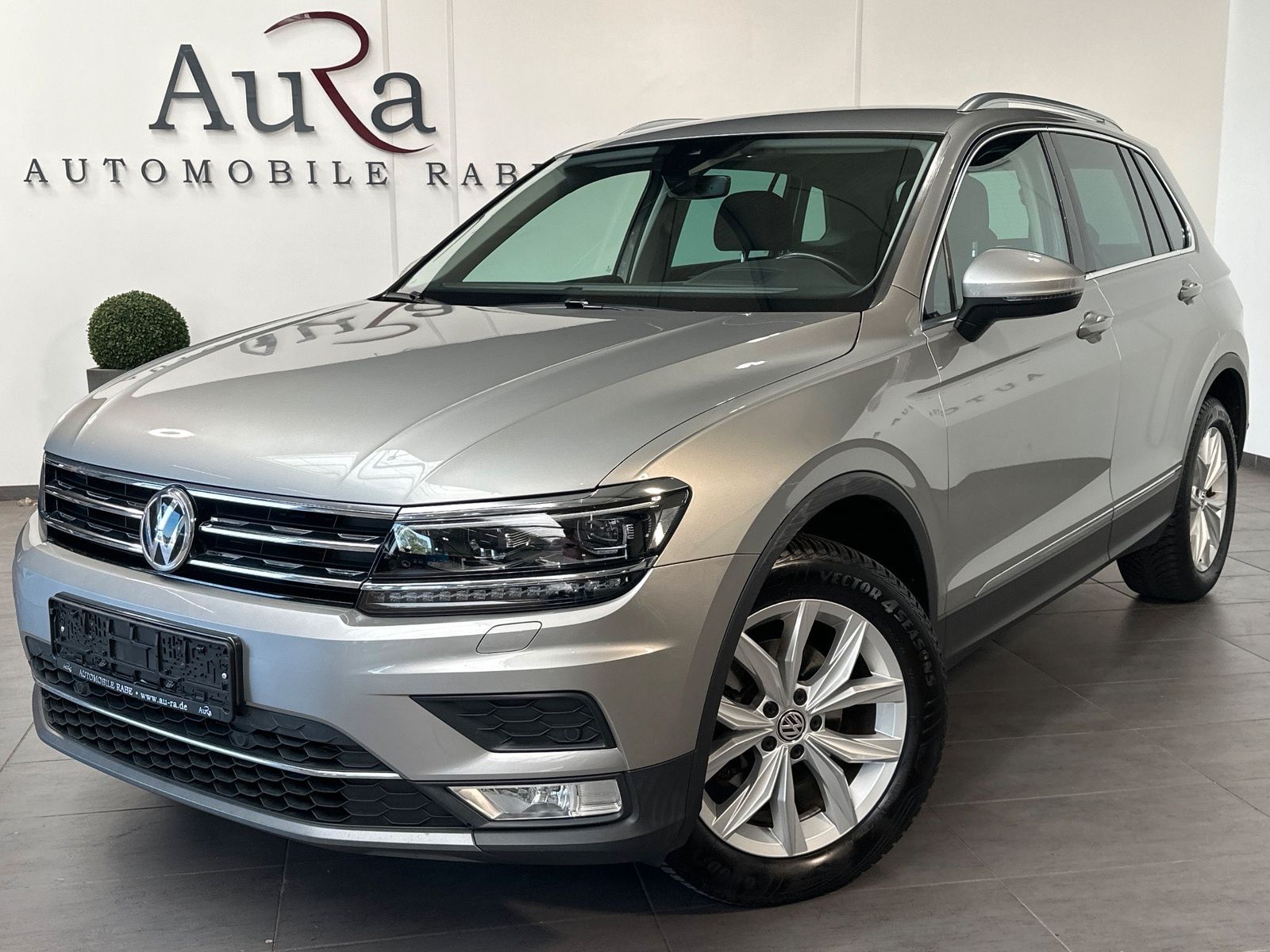 Volkswagen Tiguan 1.4 TSI DSG 4M NAV