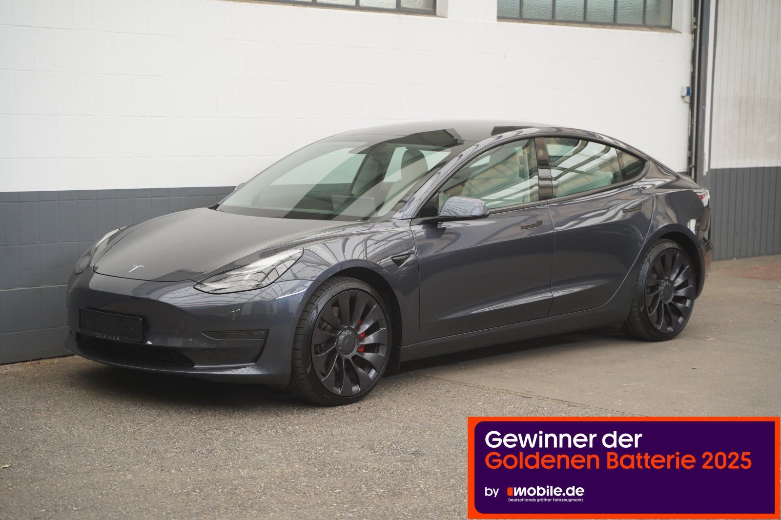 TESLA Model 3