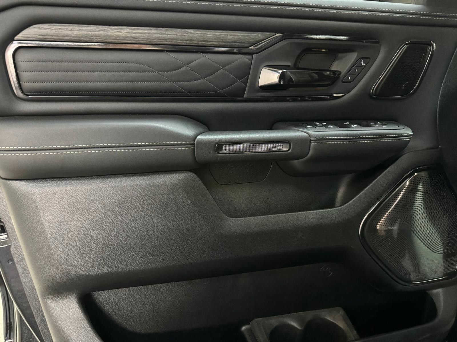 Fahrzeugabbildung Dodge RAM LIMITED HURRICANE 540 PS-LA CHANTI SPECIAL