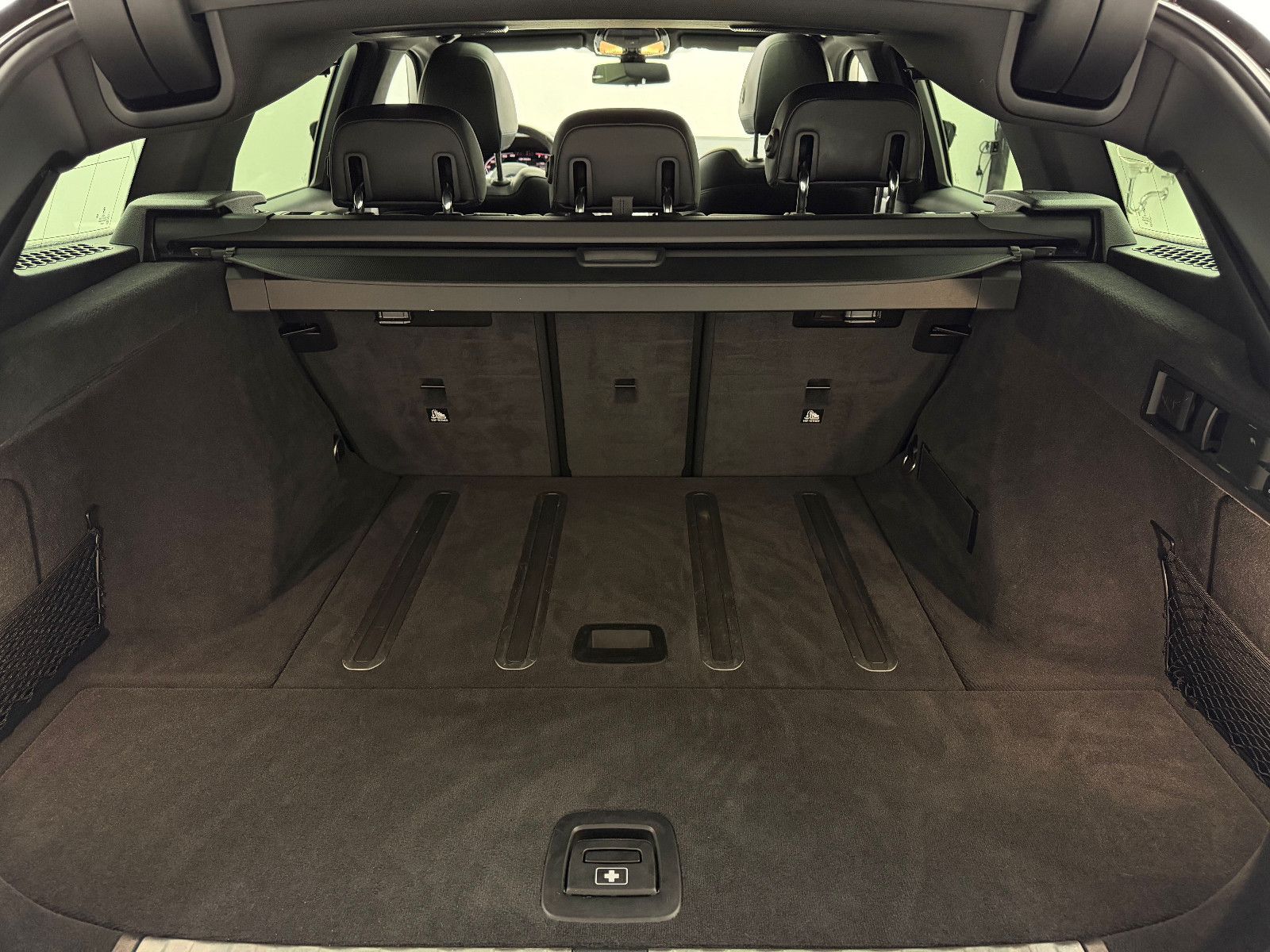 Fahrzeugabbildung BMW M340 i xDrive/PANO/HuD/H&K/VRTL/LASER/DE FZG