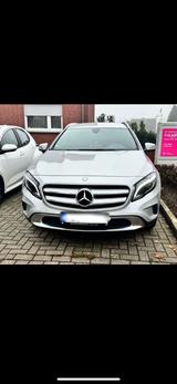 Mercedes-Benz Mercedes Benz  GLA 220d - Mercedes-Benz GLA 220 von privat