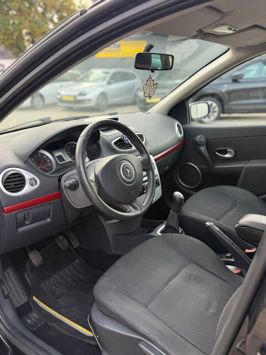 Fahrzeugabbildung Renault Clio III*Klima