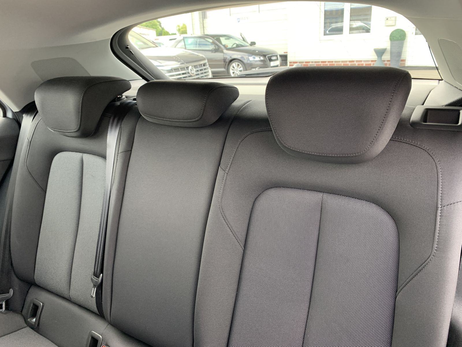 Fahrzeugabbildung Audi Q2 1.5 TFSI*Cam*Navi*LED*Klima*Assistenzpaket*