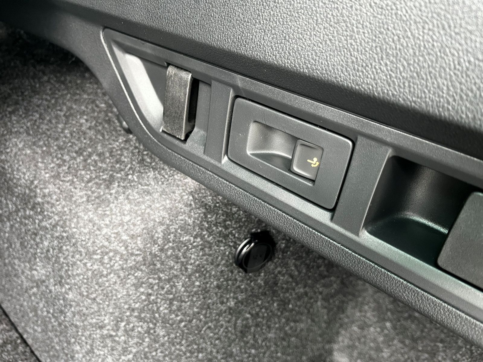 Fahrzeugabbildung SKODA Octavia Combi 2.0 TSI 239kW RS ABT PAN KAM 19"