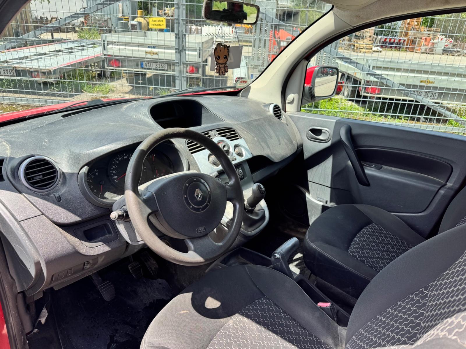 Renault Kangoo 2012 — photo 10
