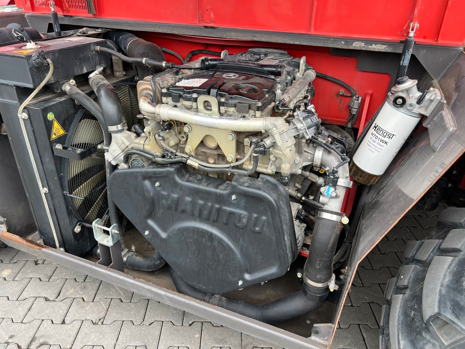 Fahrzeugabbildung Manitou MRT 2150 + / nur 2.463h! / Funk / Gabel
