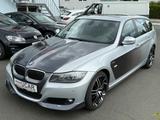 BMW 330d Touring xDrive Automatik Pano/Navi/18 Zoll - BMW 330 mit Diesel-Antrieb: Kombi, 330xd