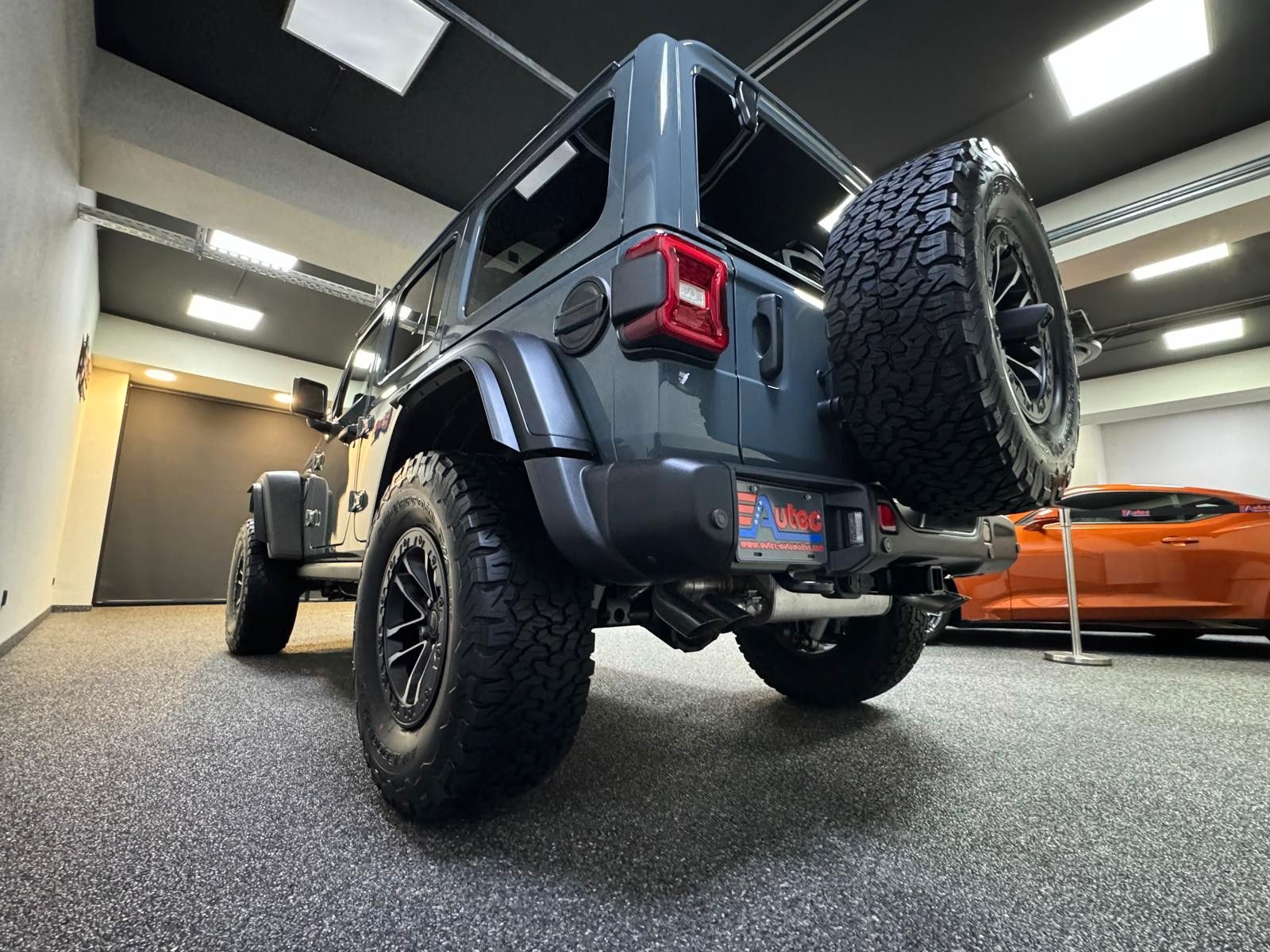 Fahrzeugabbildung Jeep MOAB 392-6.4L HEMI V8-WINDE-SKY ONE-35"