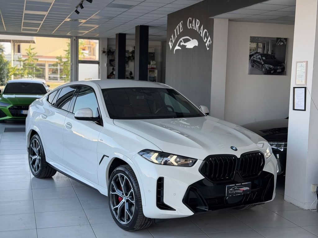 Image of BMW X6