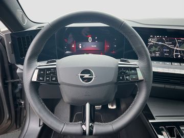Fotografie 10 des Opel Astra ST Ultimate Automatik Schiebedach Navi