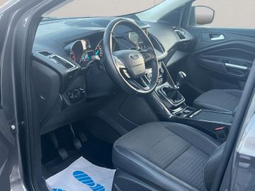 Ford Kuga - 9