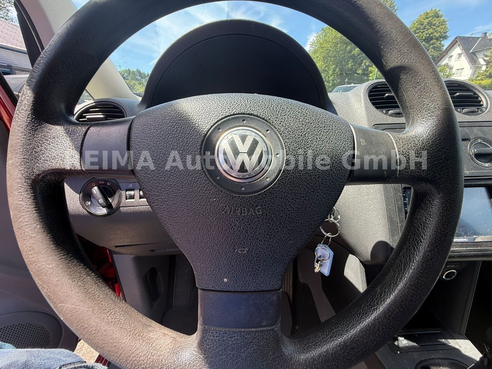 Fahrzeugabbildung Volkswagen Caddy Maxi 1,9TDi Kombi, 5 Sitzer, AHK, KLima