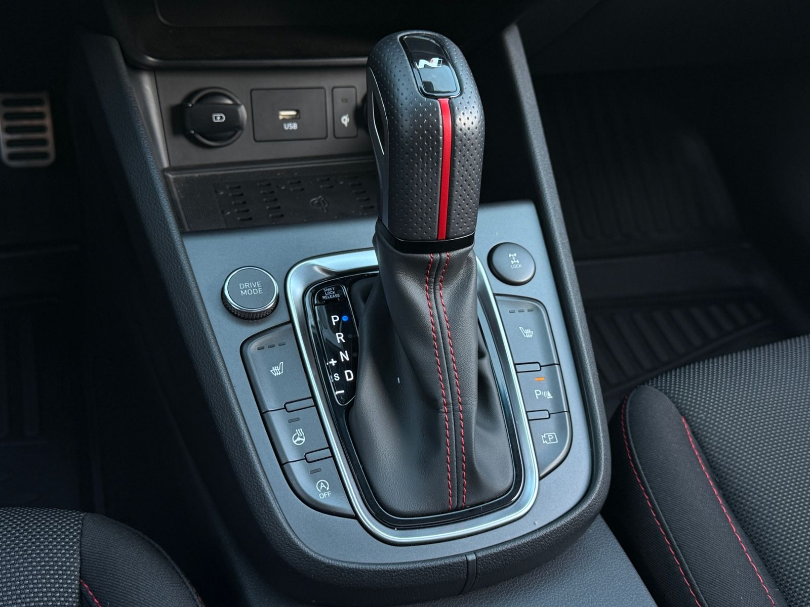 Fahrzeugabbildung Hyundai KONA N LINE 4WD AHK PANO KAM