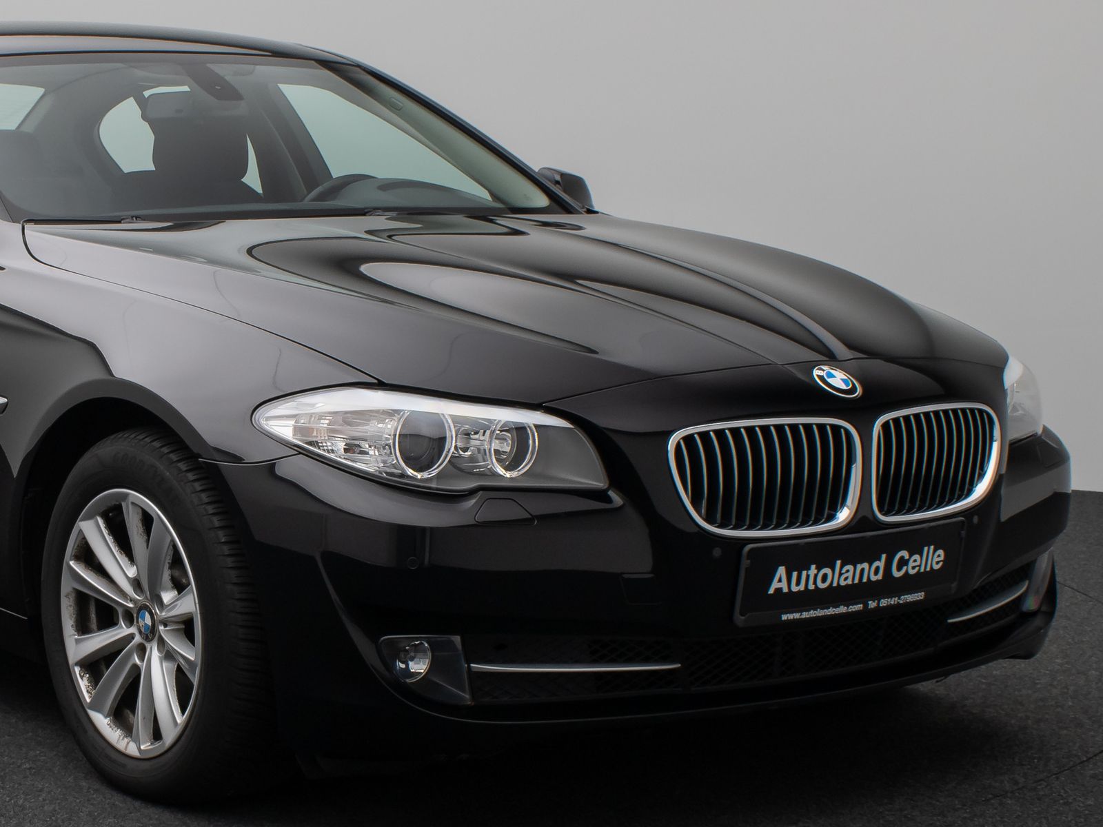 Fahrzeugabbildung BMW 520d Lim. Sitzhzg Navigation PDC Klima Bluetooth