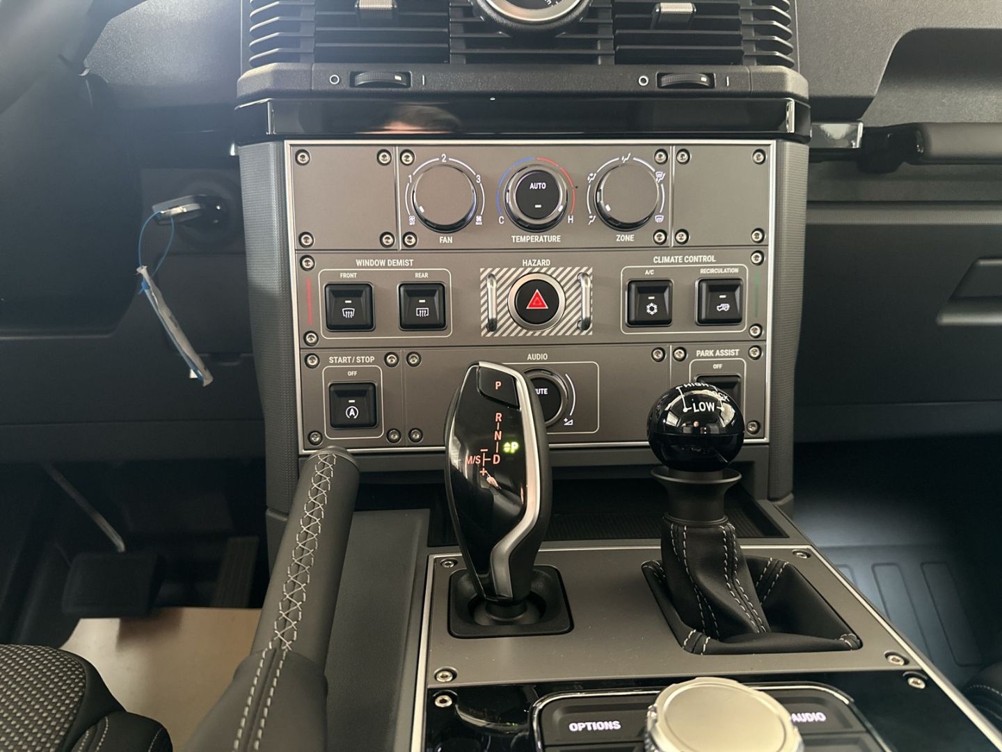 Fahrzeugabbildung INEOS Grenadier Trialmaster 3.0 Diesel 17.000€ Barpräm