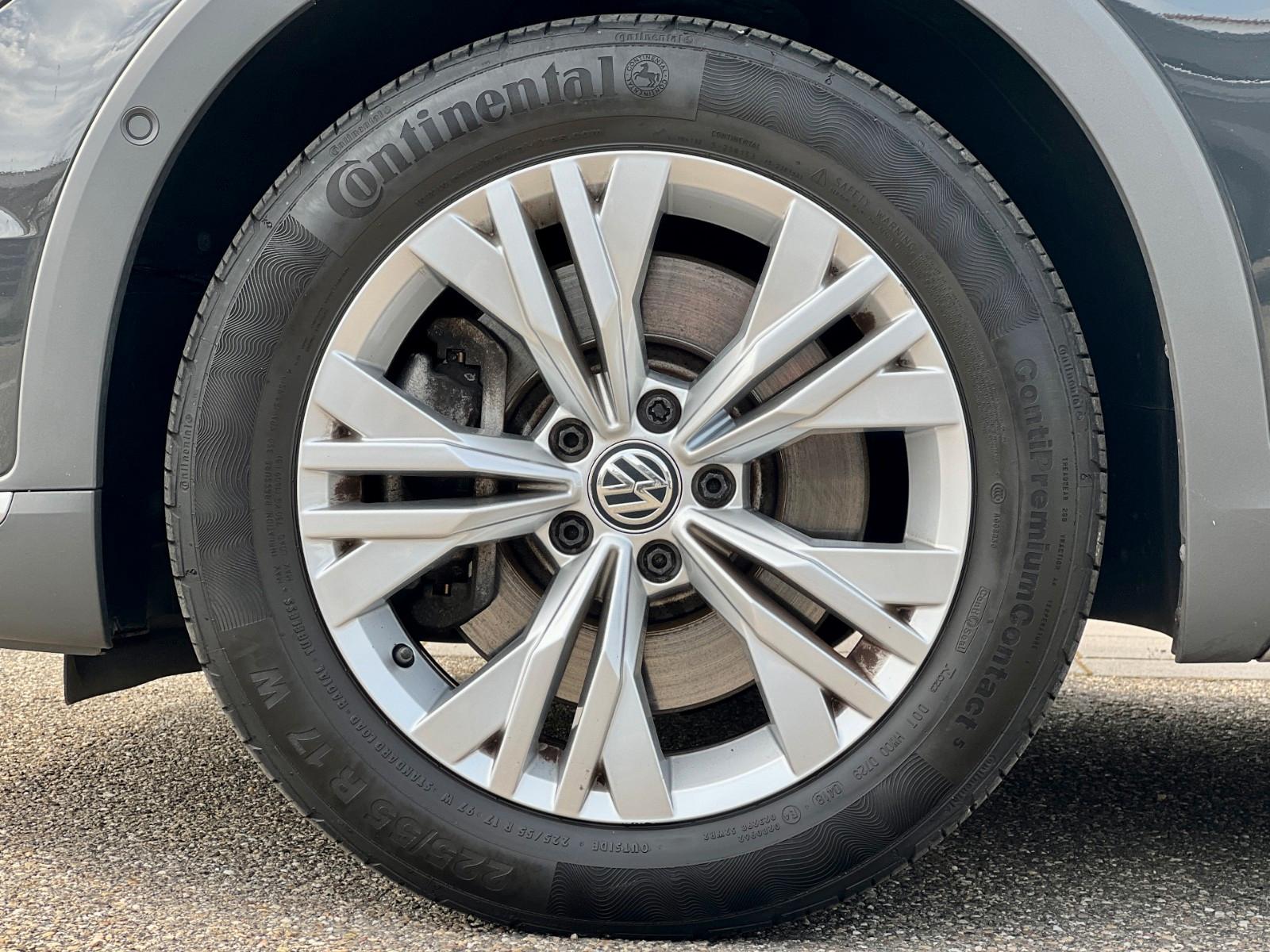 Volkswagen Passat 2.0 TDI BiTurbo DSG 4Mo. Variant Alltrack