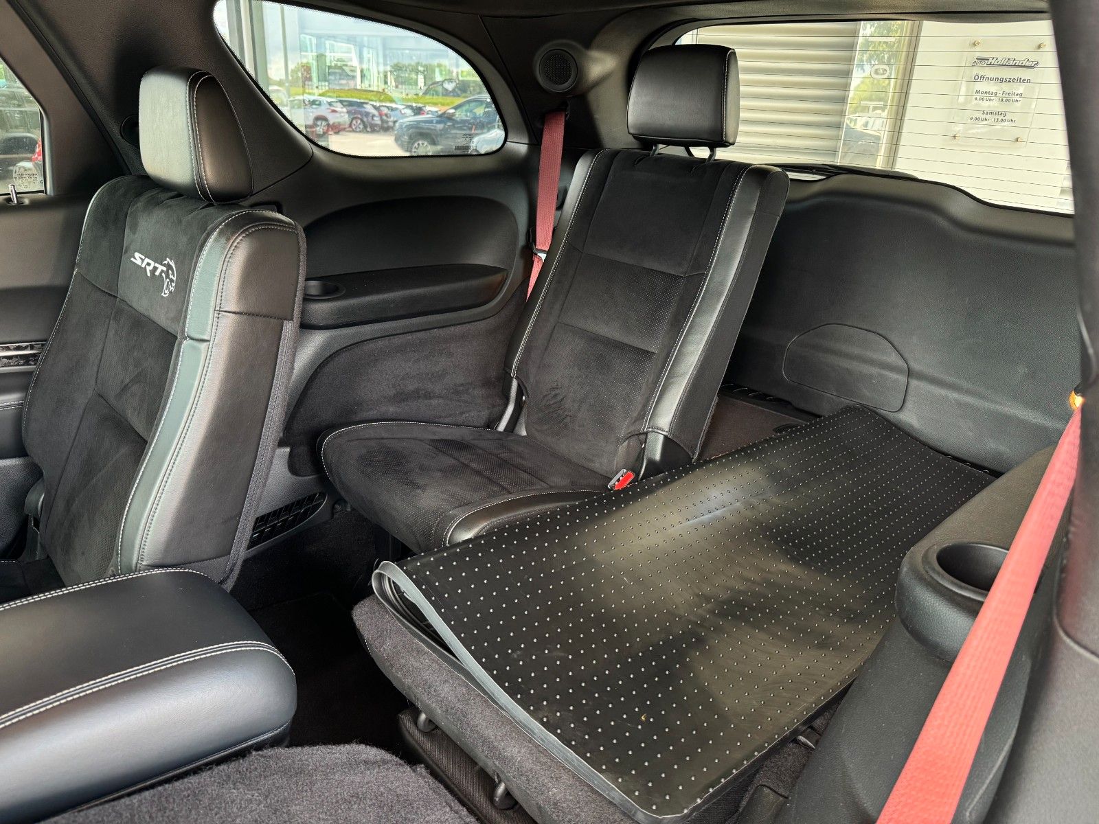 Fahrzeugabbildung Dodge Durango SRT Hellcat 6,2l Hemi Deutsche 1.Hand