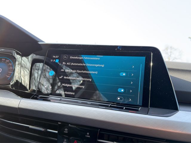 Golf VIII Variant 2.0 TDI Life DSG AHK ACC LED